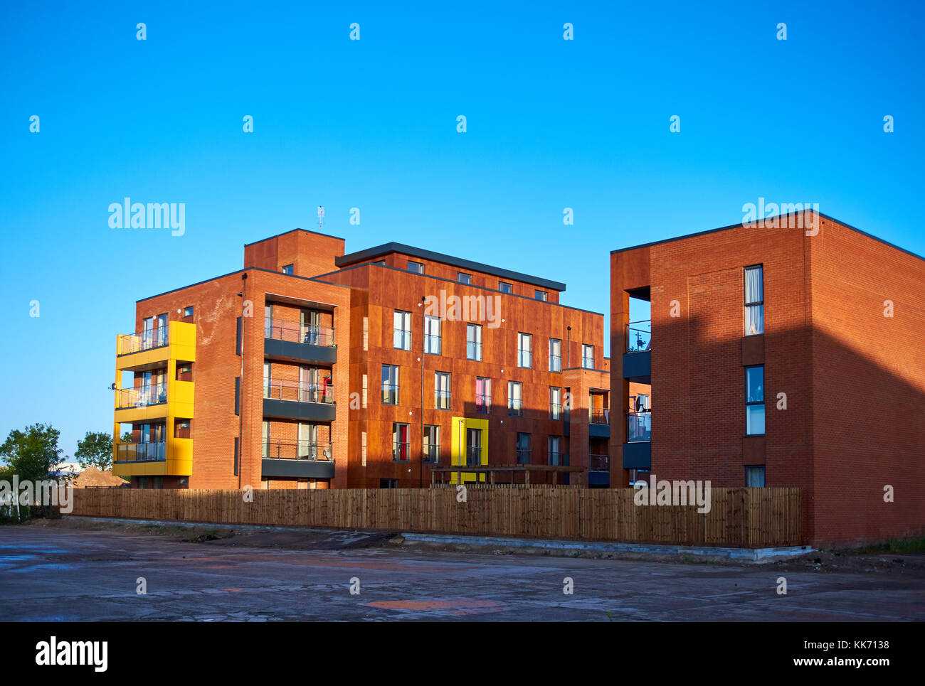 A block of flats in Aylesbury Stock Photo Alamy