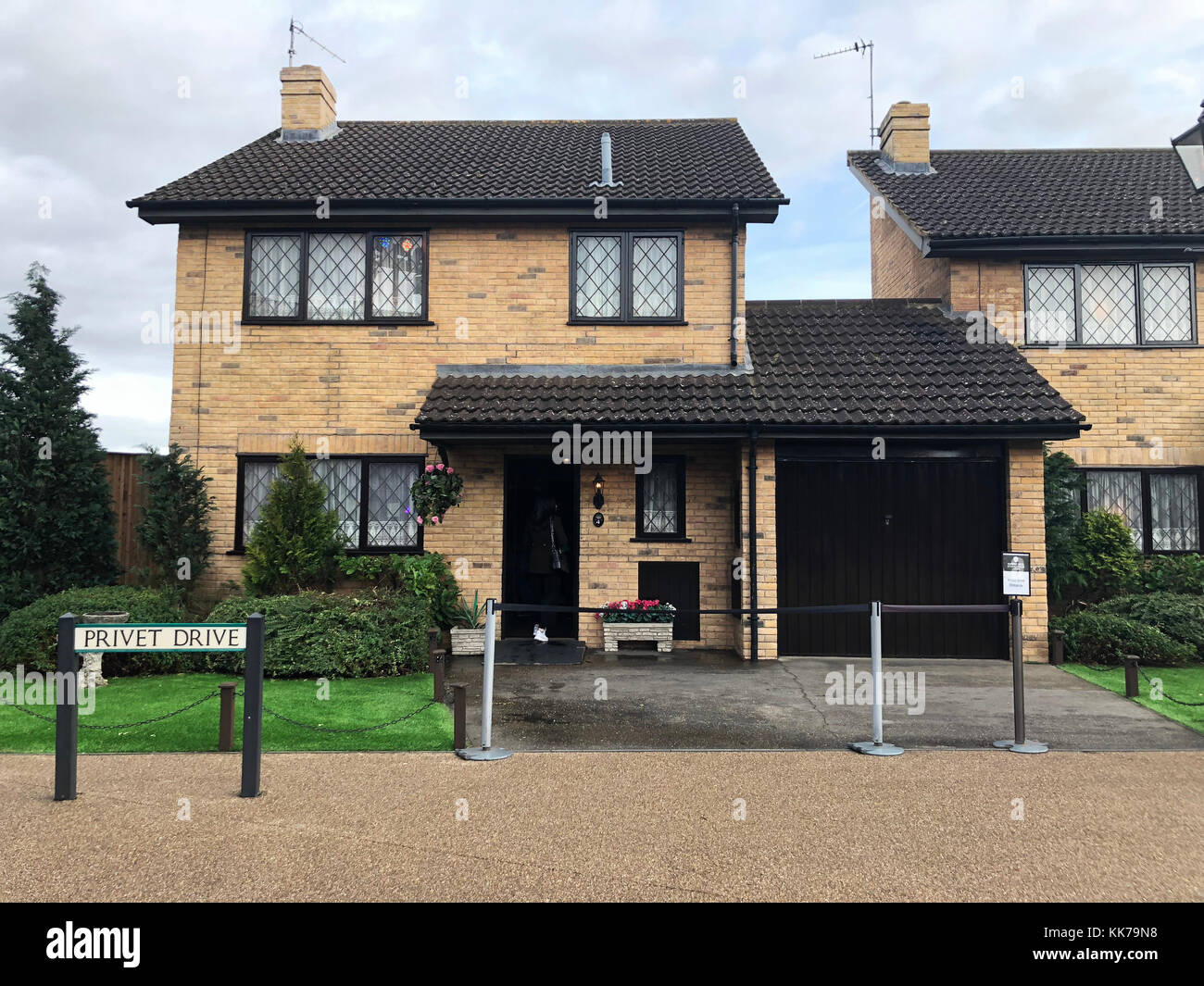 4 privet drive hi res stock photography and images Alamy
