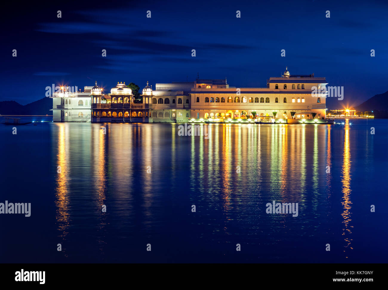 Lake Palace At Night The Best Places To Visit In Udaipur In 24 Hrs To