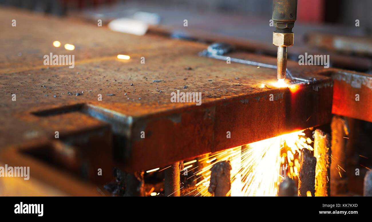 High precision CNC gas cutting metal sheet Stock Photo Alamy