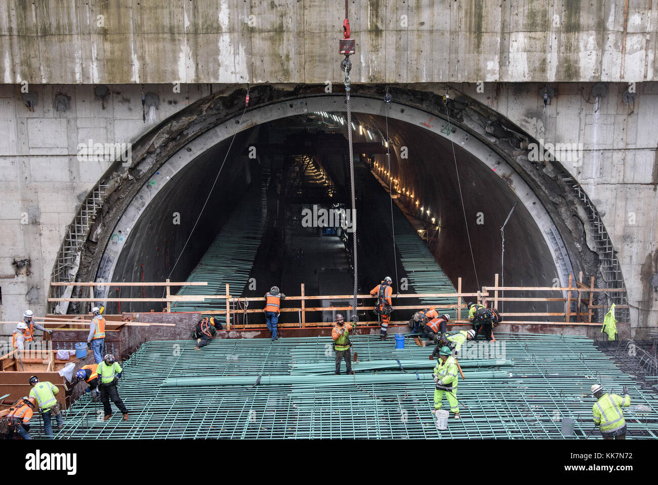 Bored tunnel hires stock photography and images Alamy