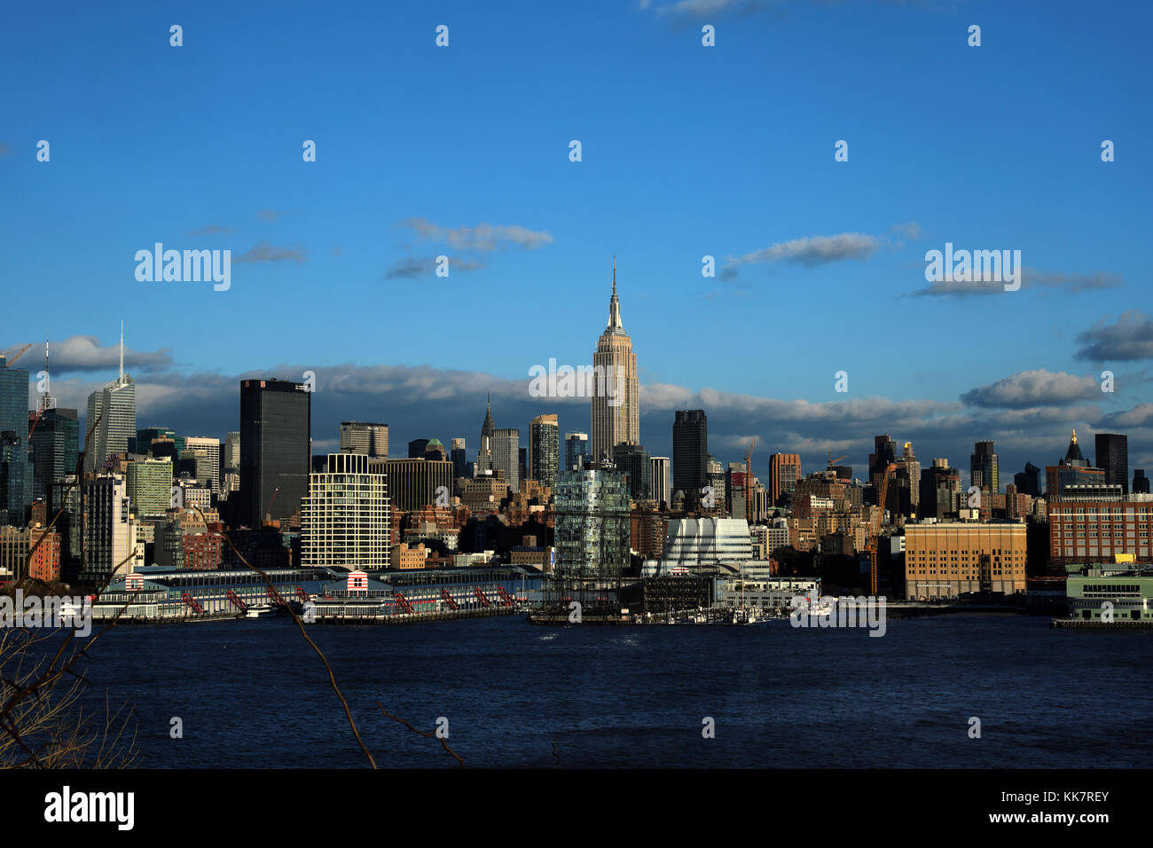 New York Skyline with Empire State Building Stock Photo Alamy