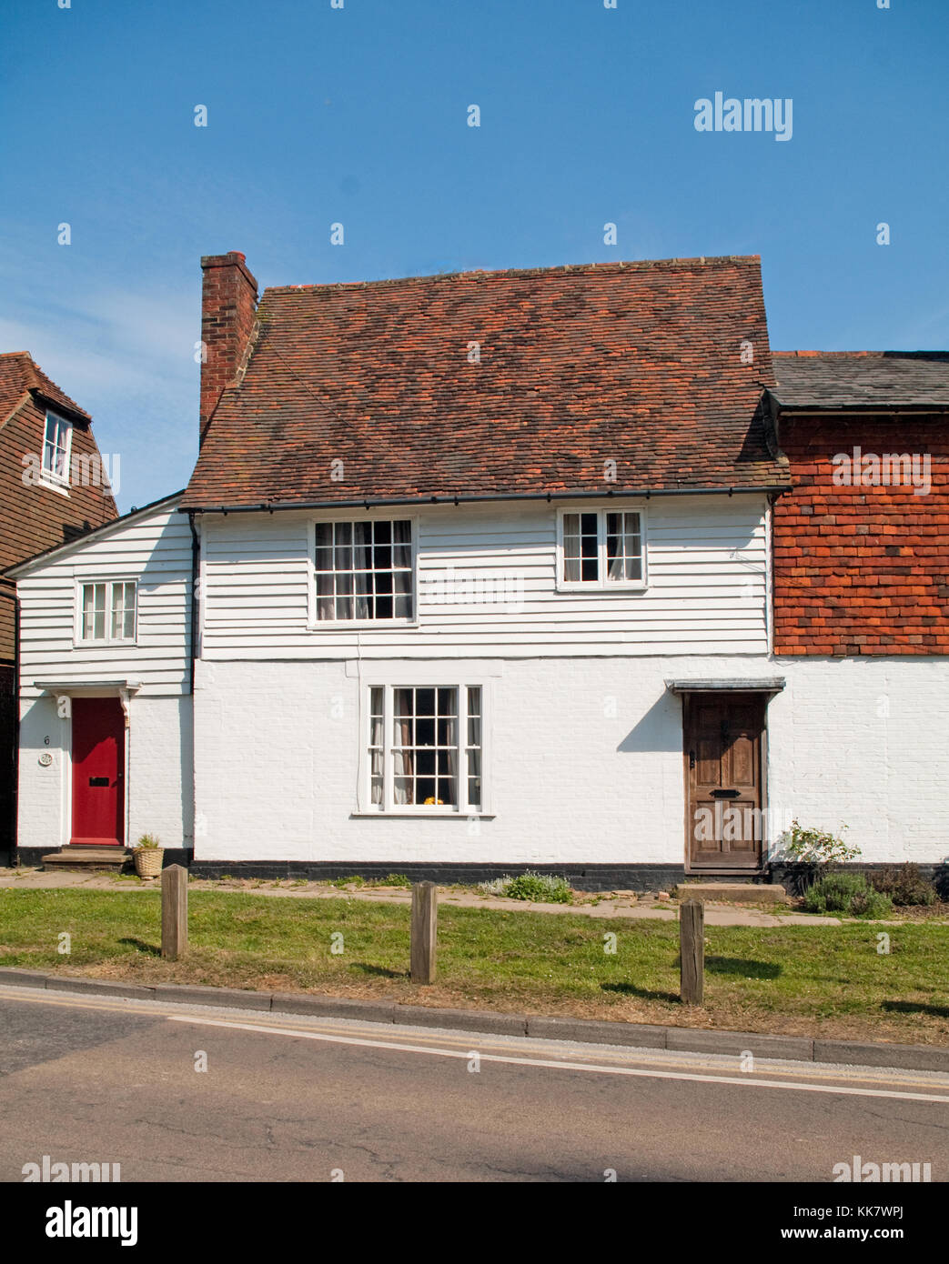 Cranbrook, Cottage, Kent, England Stock Photo Alamy