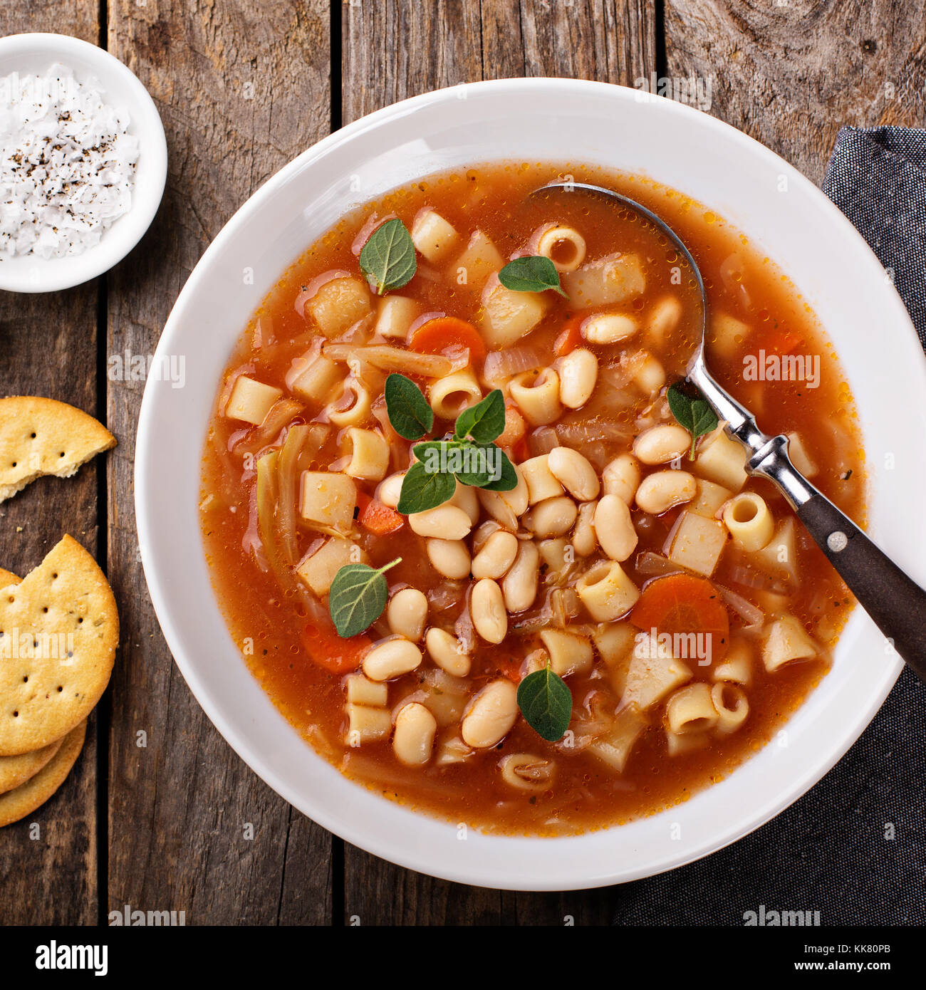 Vegetarian minestrone soup with pasta and beans Stock Photo Alamy