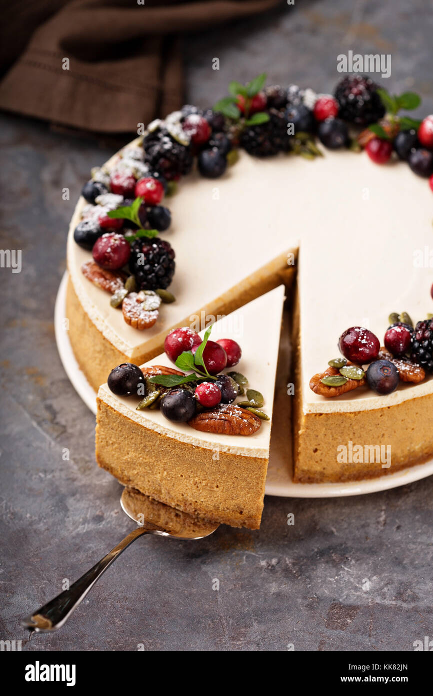 Pumpkin cheesecake with sour cream topping Stock Photo Alamy