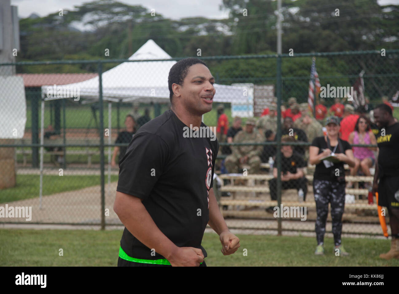 Daniel Samuelson Army U.S. Army Sgt. Samuel Daniels competes in the Open Men's Disc event for ...