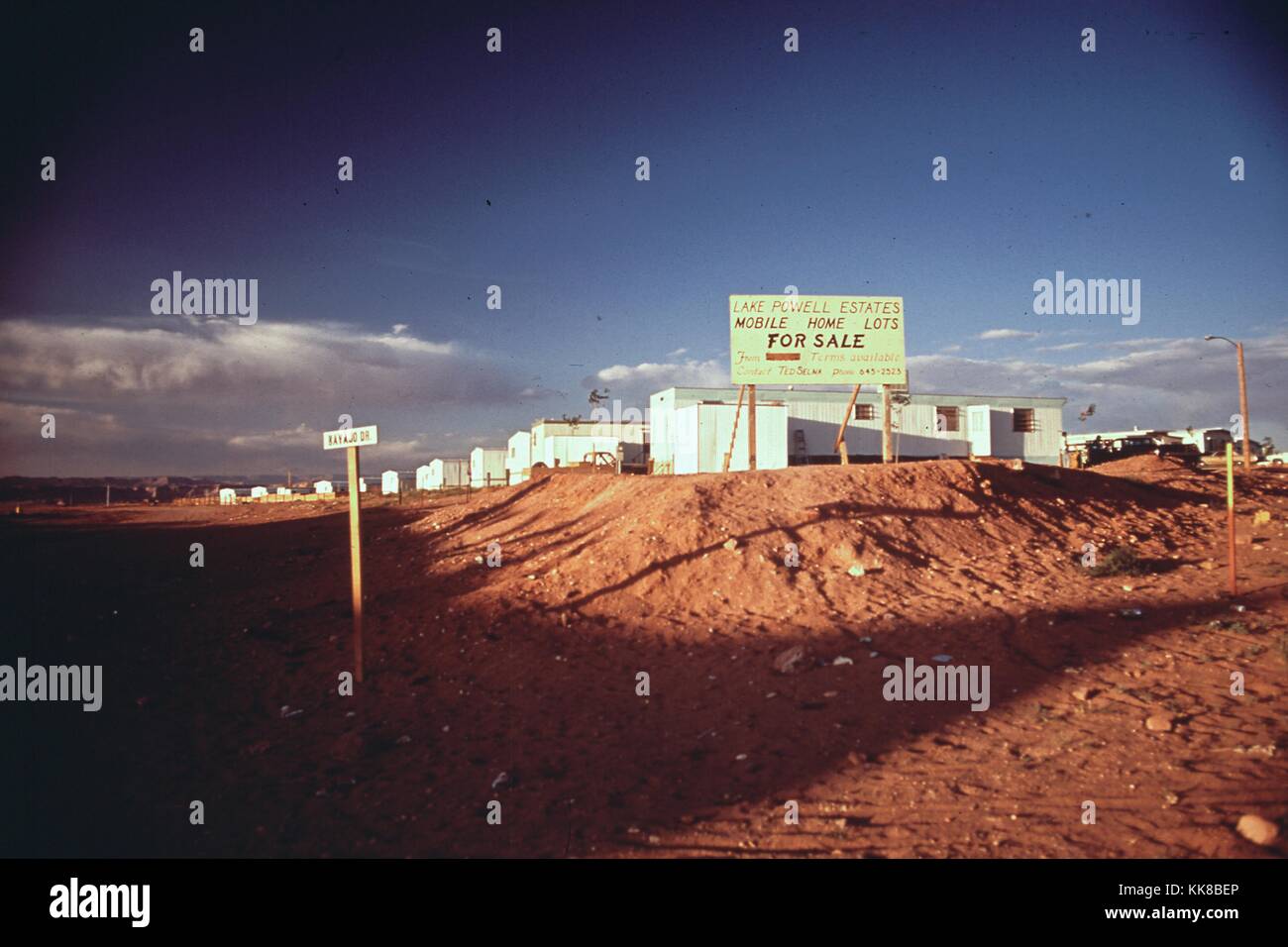 Lots for Sale at Lake Powell Estates, Trailer Village. Image courtesy