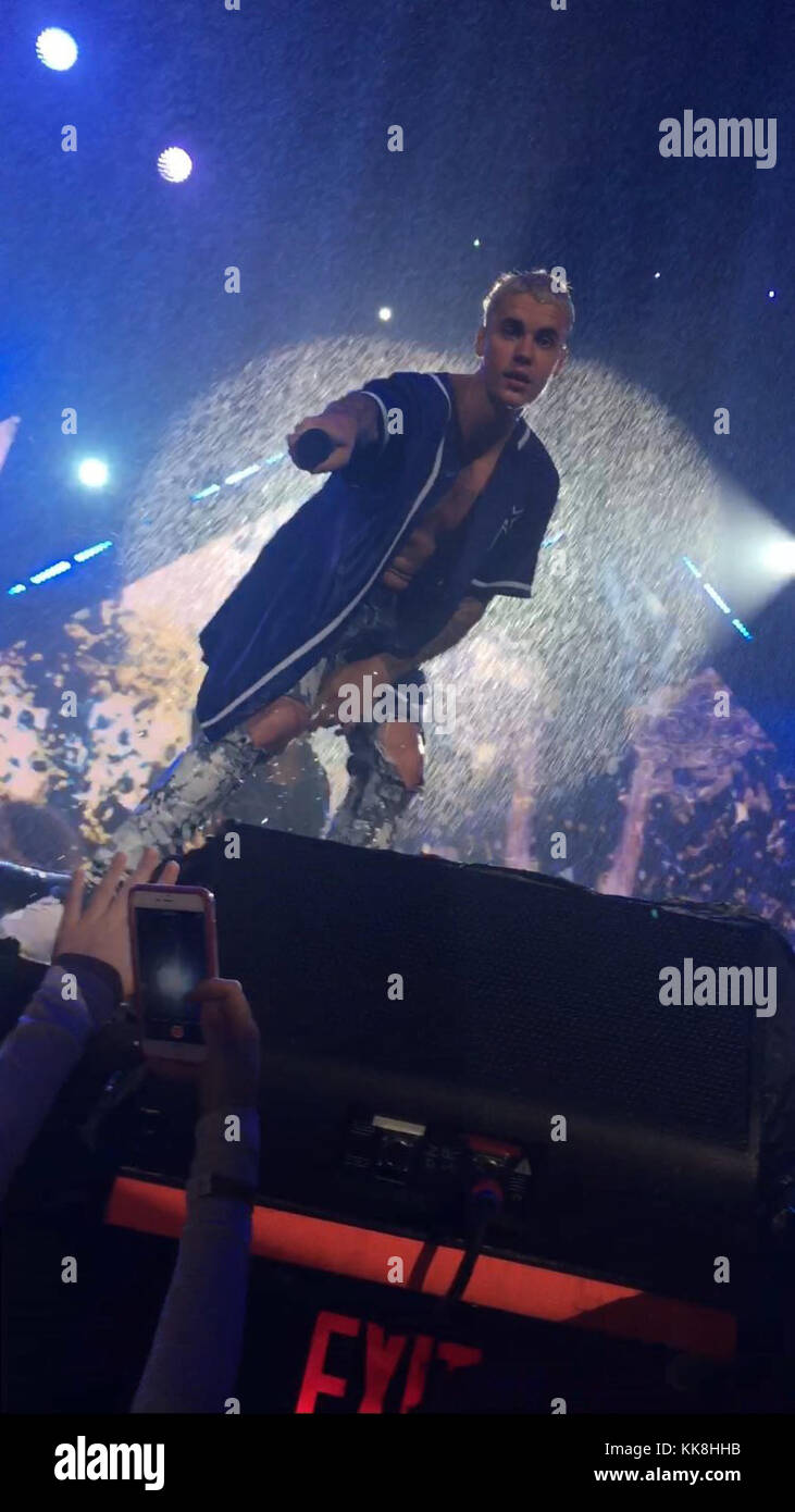Us Singer Justin Bieber Performs High Resolution Stock Photography And Images Alamy