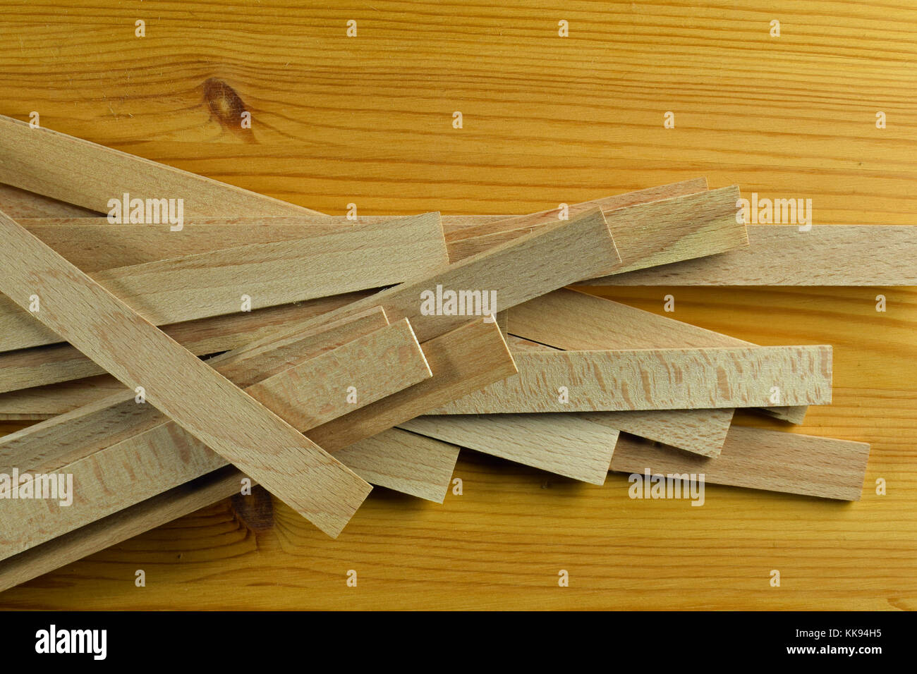 Wooden popsicle sticks Cut Out Stock Images & Pictures - Page 2 - Alamy