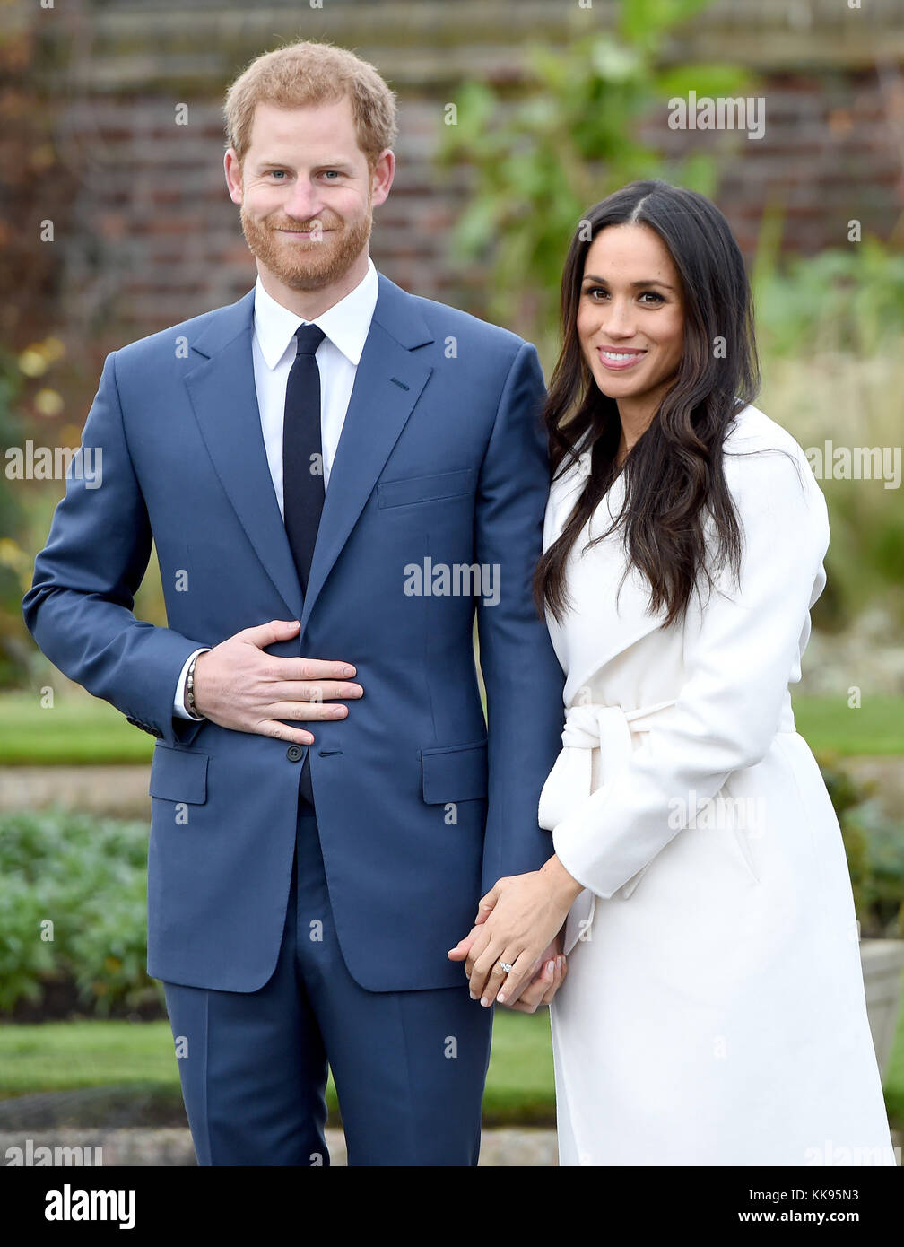 Photo Must Be Credited ©Alpha Press 079965 27/11/2017 Prince Harry and Meghan Markle Engagement Photocall in the Sunken Garden at Kensington Palace in London. Stock Photo