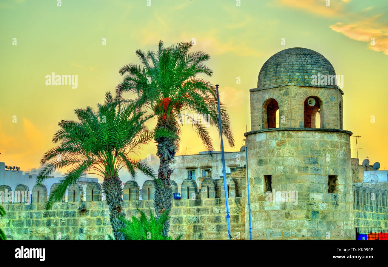 Walls and minaret of the Grand Mosque of Sousse, Tunisia. UNESCO World Heritage Site Stock Photo