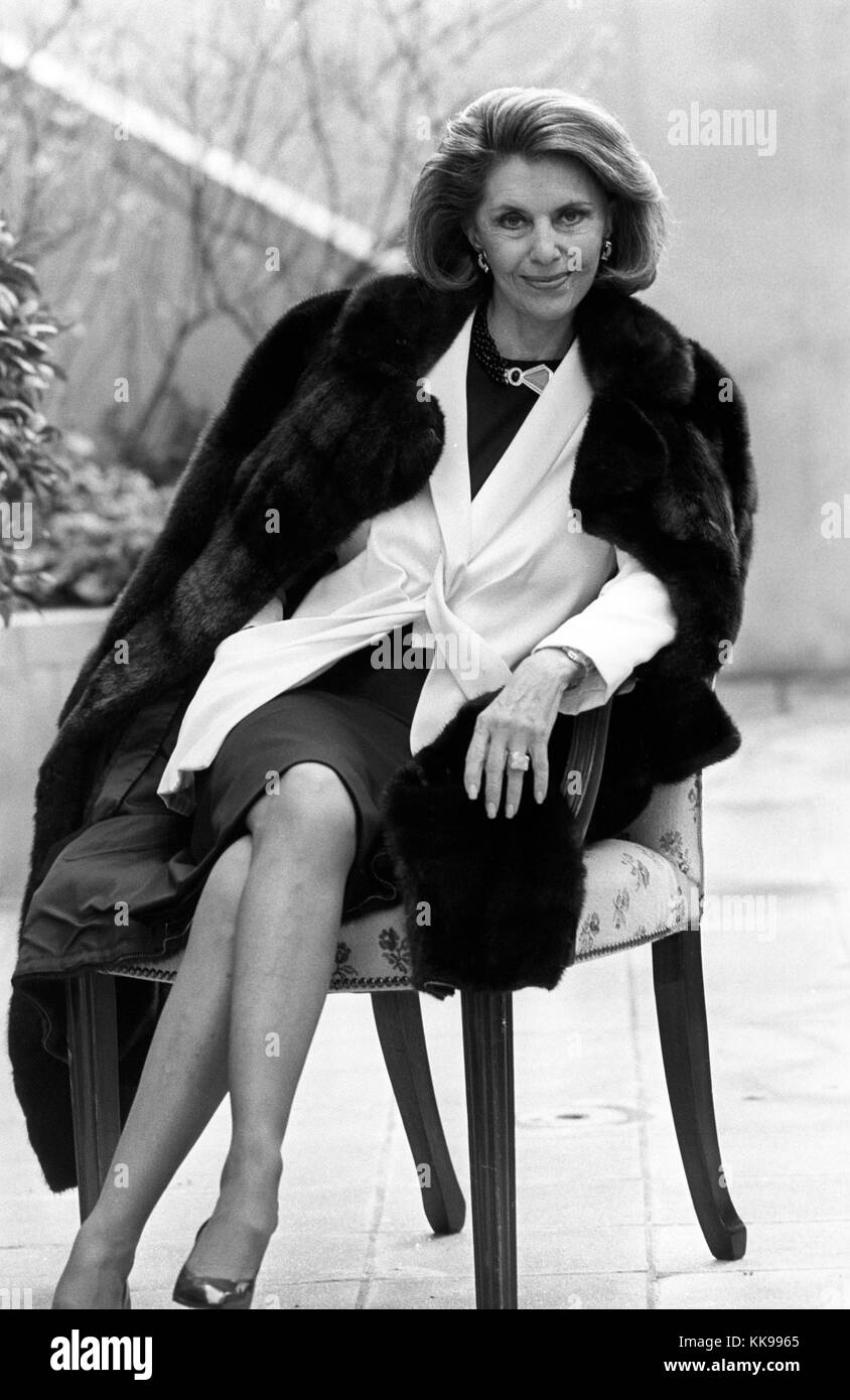 Hollywood screen goddess Cyd Charisse in London after flying in from Los Angeles to start rehearsals for her West End  stage musical debut in 'Charlie Girl' at the Victoria Palace. Stock Photo