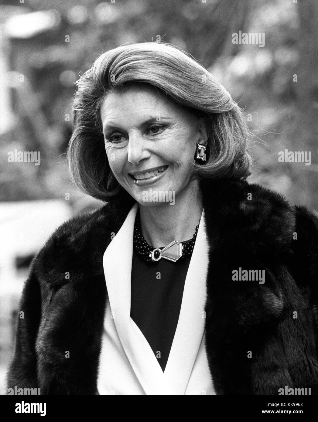 Hollywood screen goddess Cyd Charisse, 63, in London after flying in from Los Angeles to start rehearsals for her West End  stage musical debut in 'Charlie Girl' at the Victoria Palace. Stock Photo
