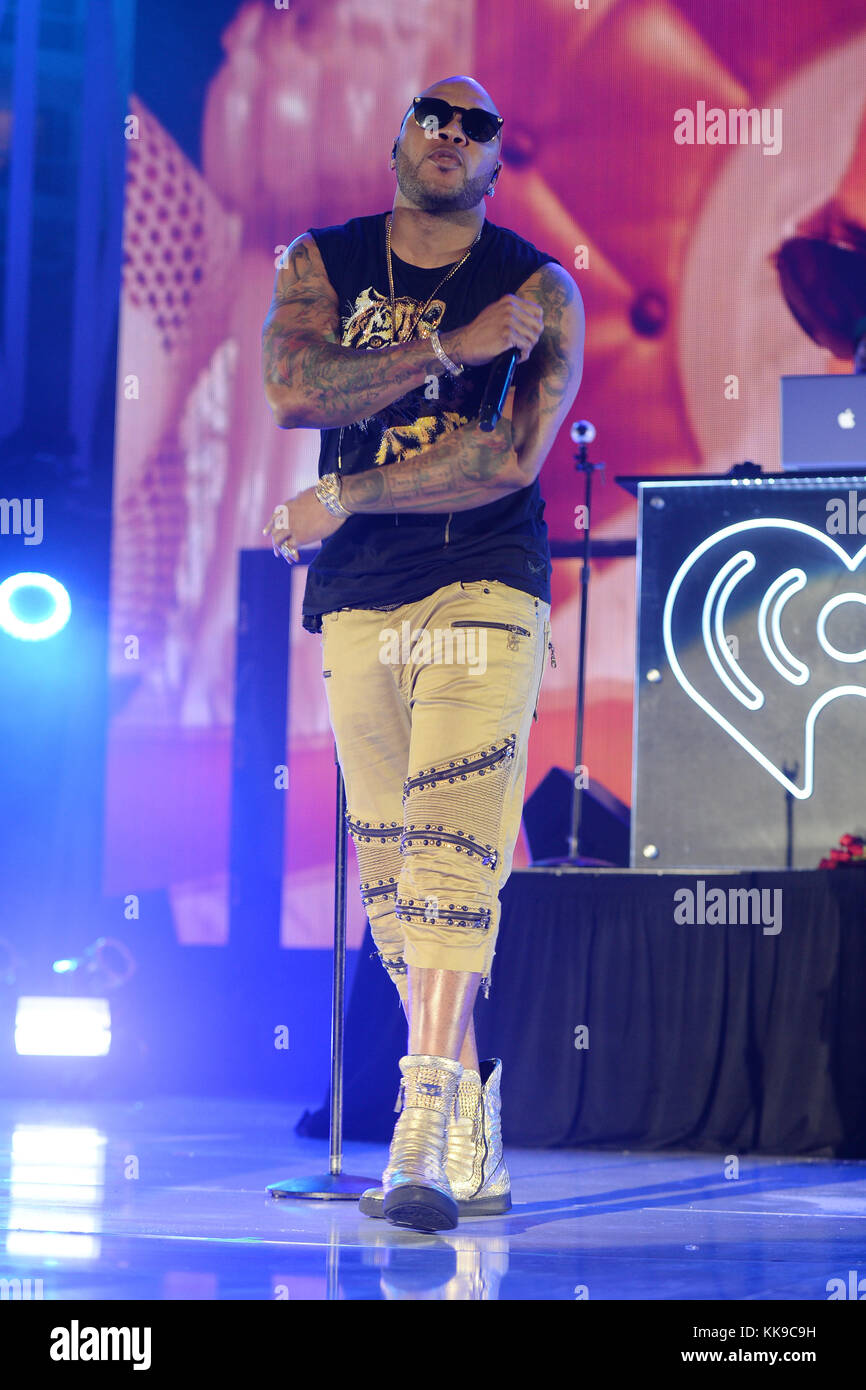 MIAMI BEACH, FL - MAY 21: Flo Rida performs on stage during 2016 ...