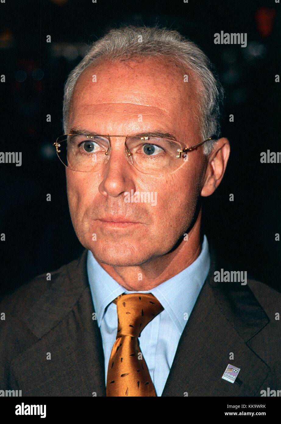 Franz Beckenbauer 'Football Player of the Century' at ARD gala show 'Wilkommen im Fußbal-Land' in Cologne Arena, pictured on 21st July 1999. | usage worldwide Stock Photo