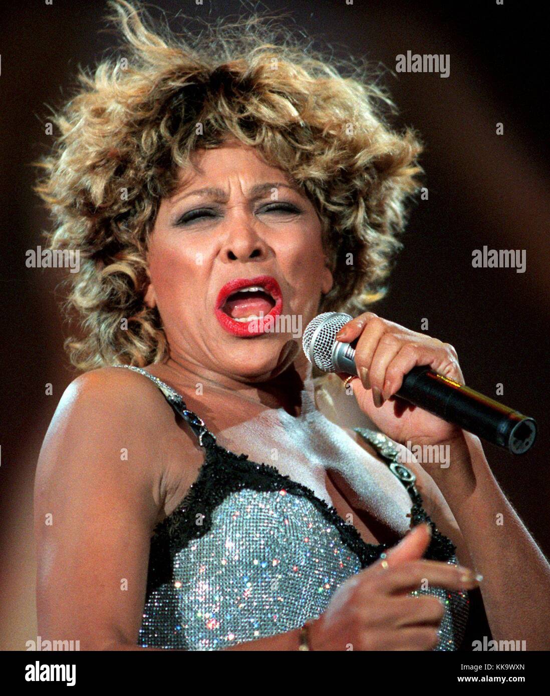 The American Rock singer Tina Turner, pictured on 12th November 1996. She celebrates her 60th birthday on 26th November. She was born in Brownsville, Tennessee, in 1939. | usage worldwide Stock Photo