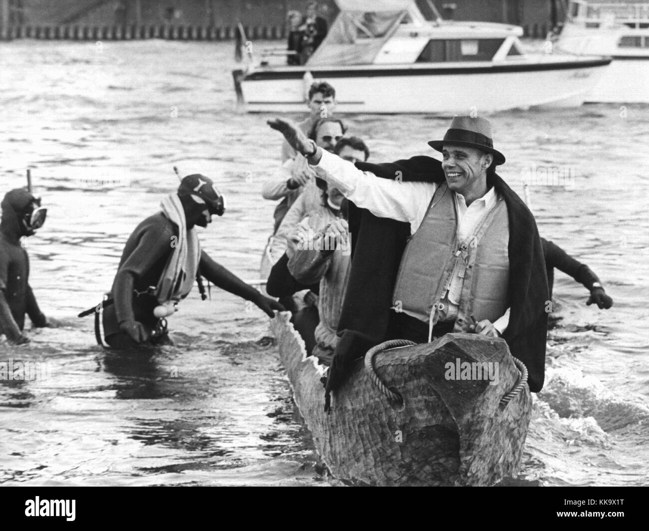 In a log-boat of eight metres length Joseph Beuys crosses the river Rhein and returns symbolically to the Academy of Arts (20.10.1973) which he had to leave without notice due to his occupation of the office as a protest against the rejection of students. | usage worldwide Stock Photo