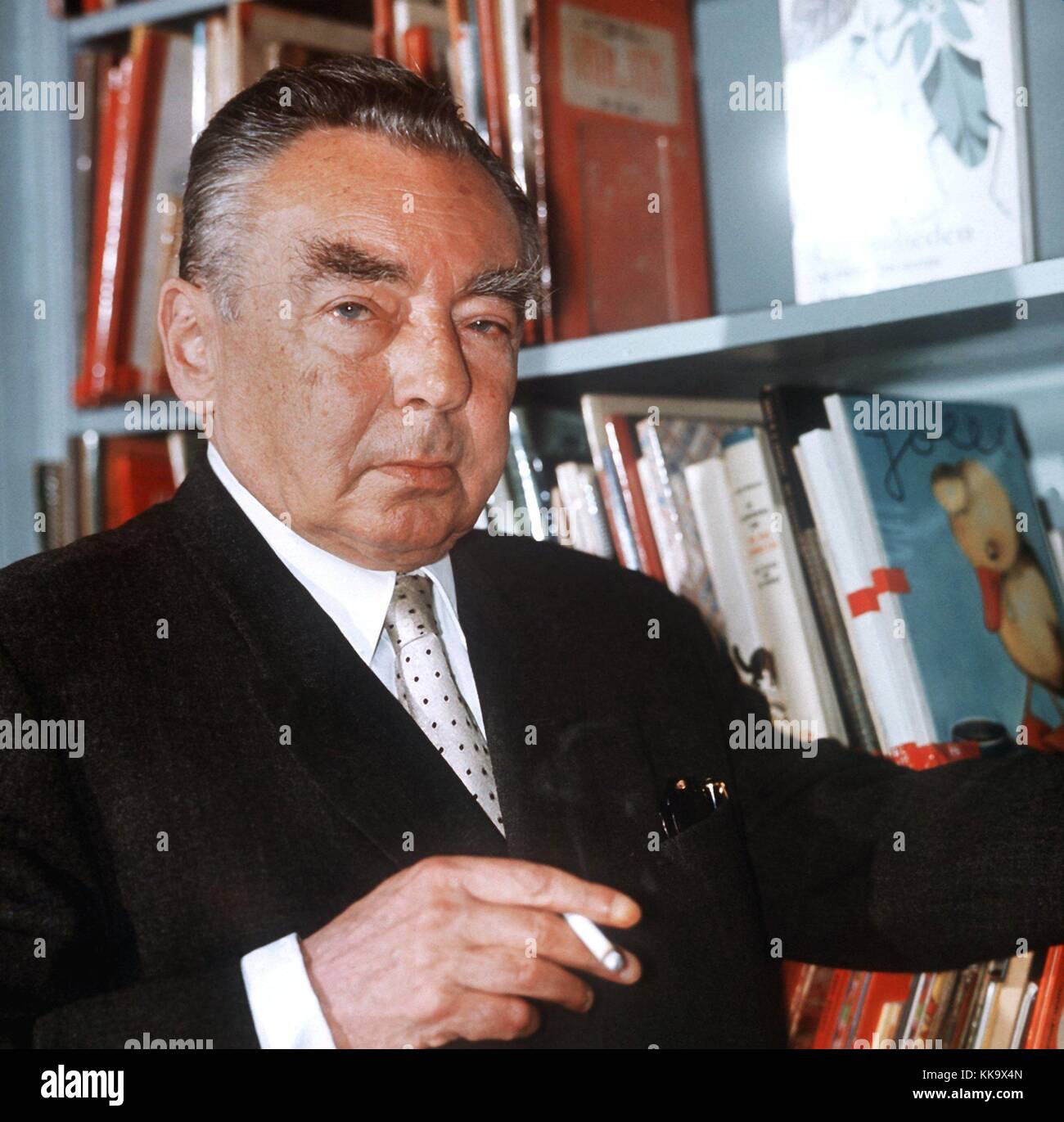 Фабиан эрих кестнер. Эрих кестнер. Эрих кёстнер. Эрих кёстнер писатель. Братья эриха кестнера.