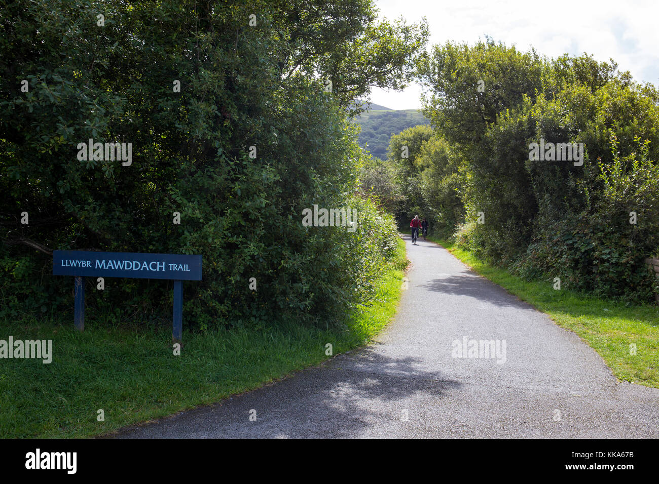 Llwybr Mawddach Trail Welsh Coast Path Sign in Barmouth Gwynedd Wales UK Stock Photo