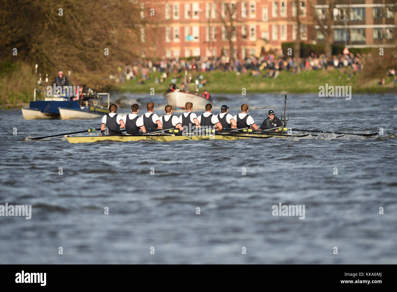 Boat Race Oxford v Cambridge Stock Photo - Alamy