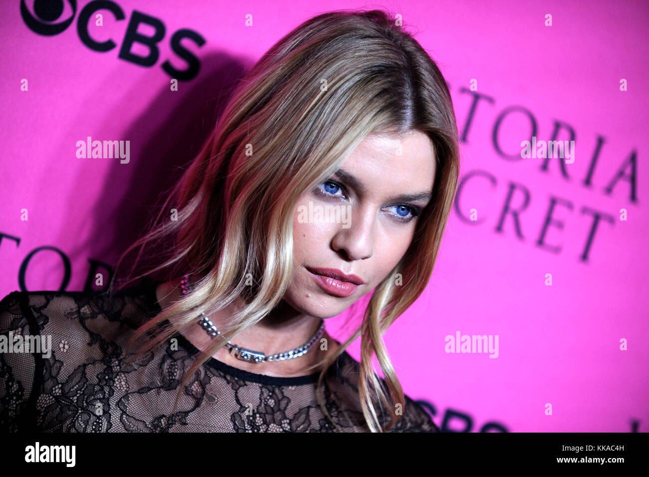 New York, USA. 28th Nov, 2017. Stella Maxwell attends the 2017 Victoria's Secret Fashion Show viewing party pink carpet at Spring Studios on November 28, 2017 in New York City. Credit: Geisler-Fotopress/Alamy Live News Stock Photo