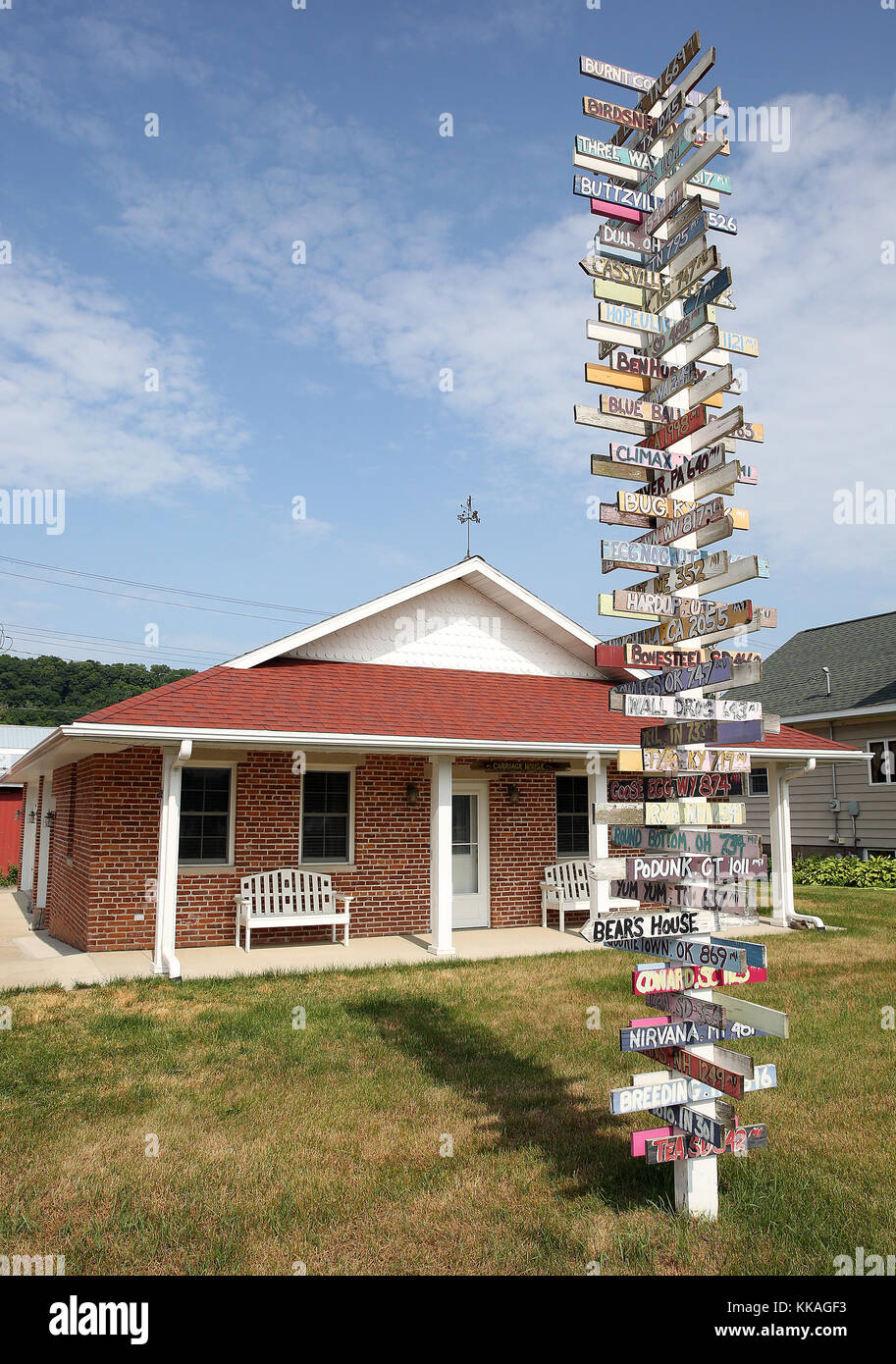 South facing bed hires stock photography and images Alamy