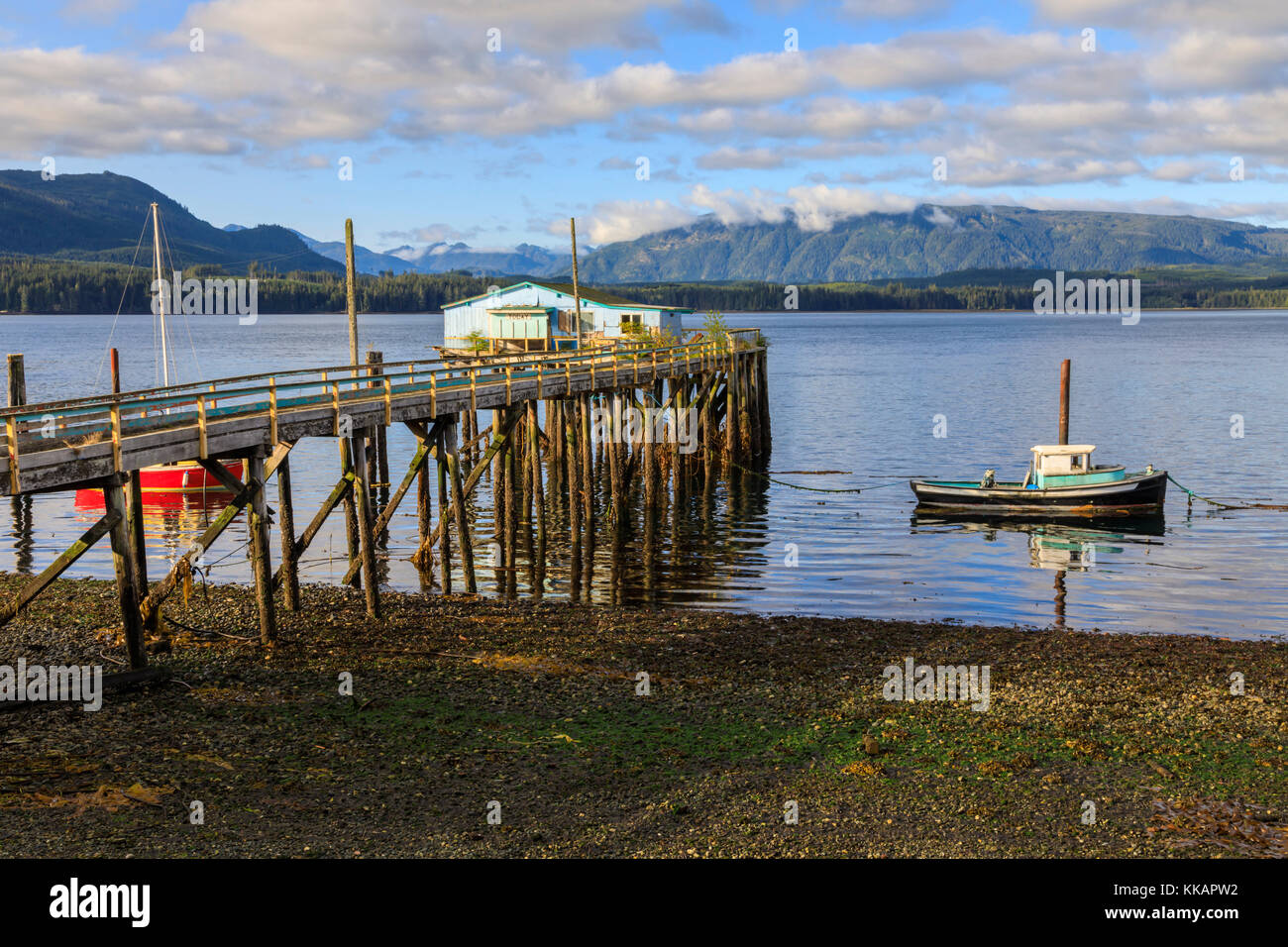 Alert Bay, boats, old dock building and jetty on piles, Vancouver Island, Inside Passage, British Columbia, Canada, North America Stock Photo