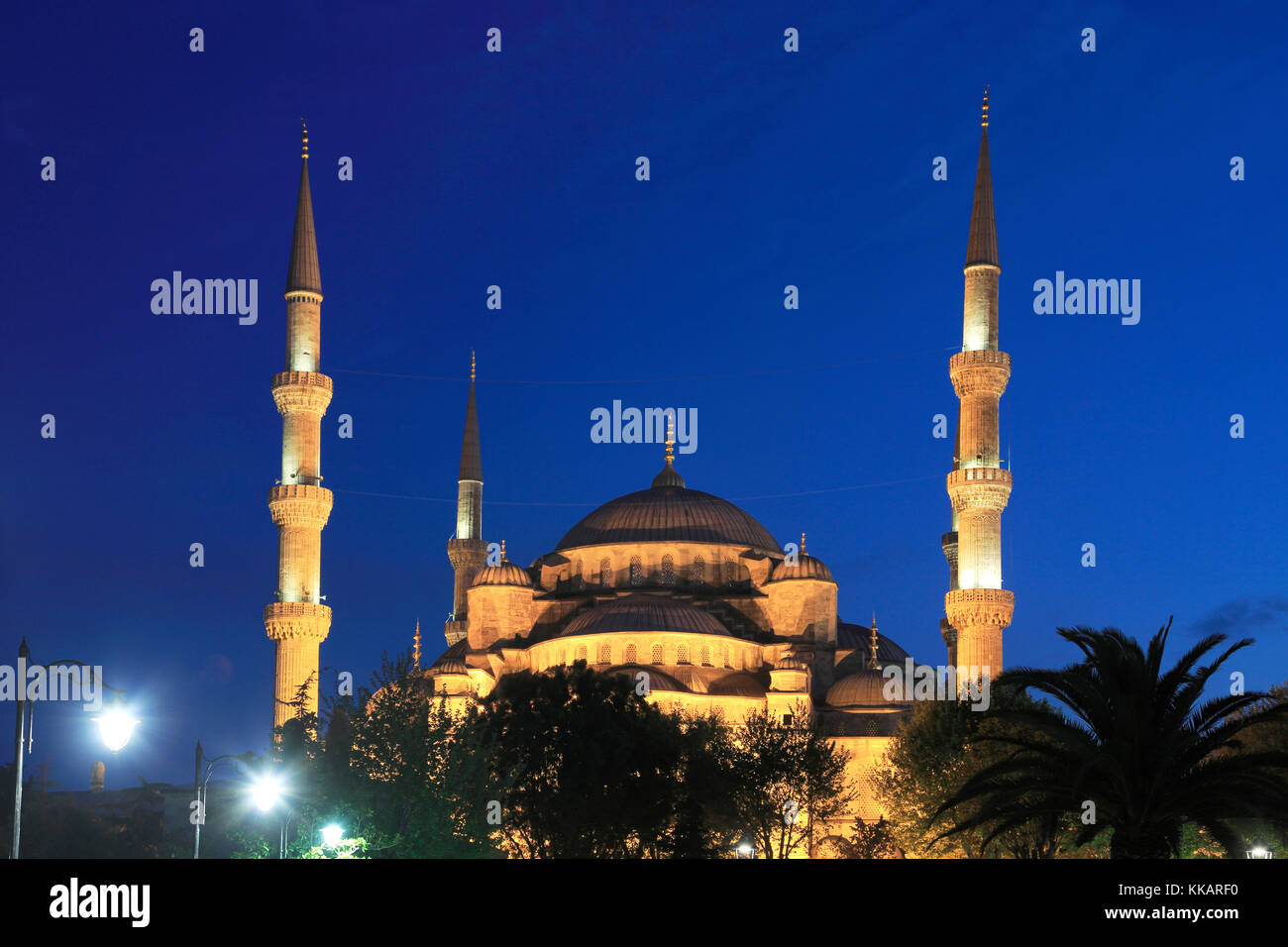 Blue Mosque at night (Sultan Ahmed Mosque) (Sultan Ahmet Mosque ...