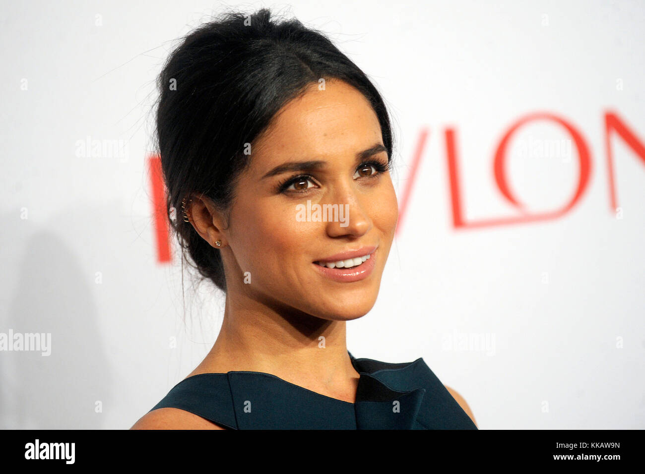 Meghan Markle attends the 'Elton John AIDS Foundation's 13th Annual An Enduring Vision Benefit' Gala at Cipriani Wall Street on October 28, 2014 in New York City. Stock Photo