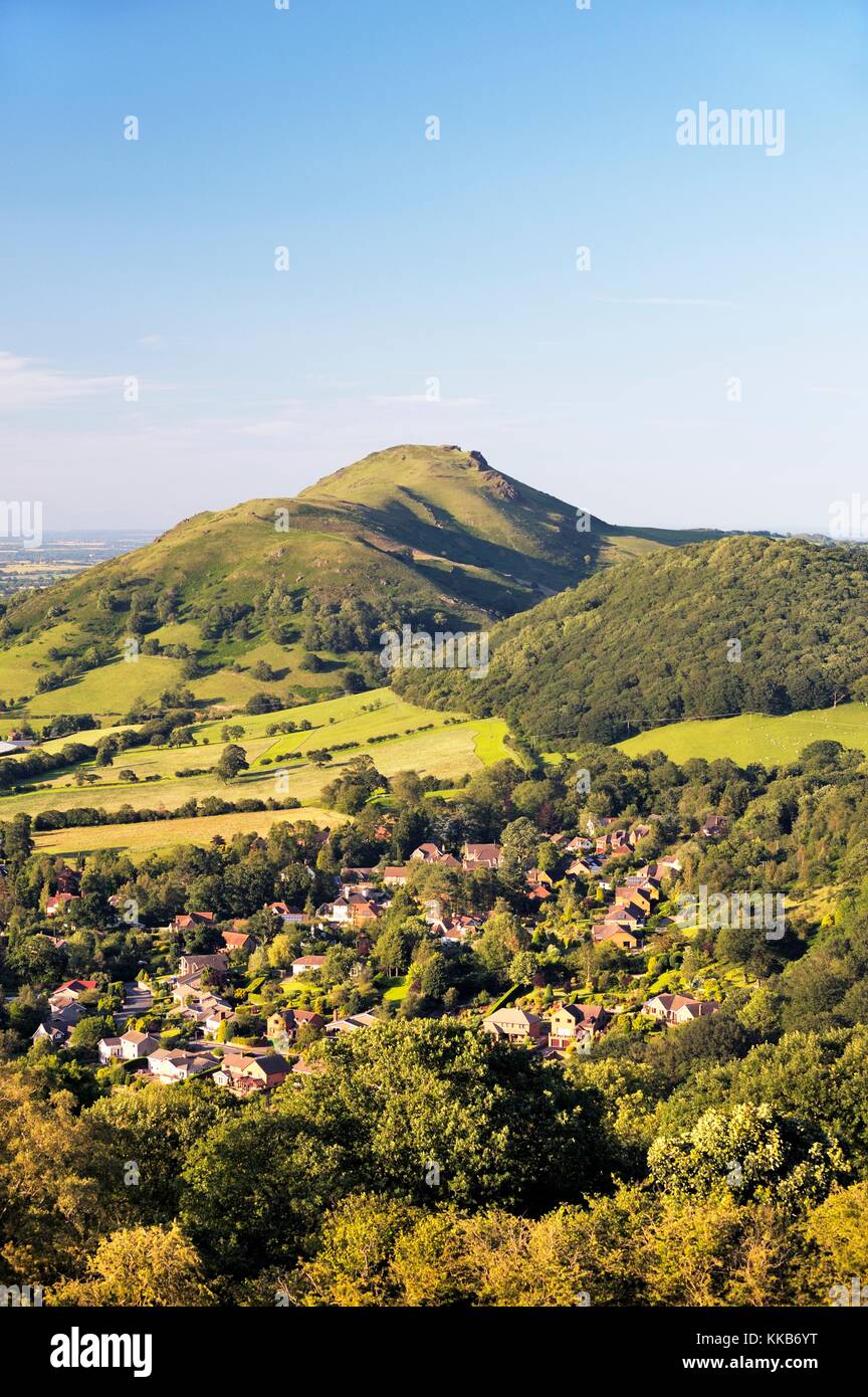 North from Ragleth Hill over Church Stretton village, Shropshire, England to the Iron Agehill fort on top of Caer Caradoc Stock Photo