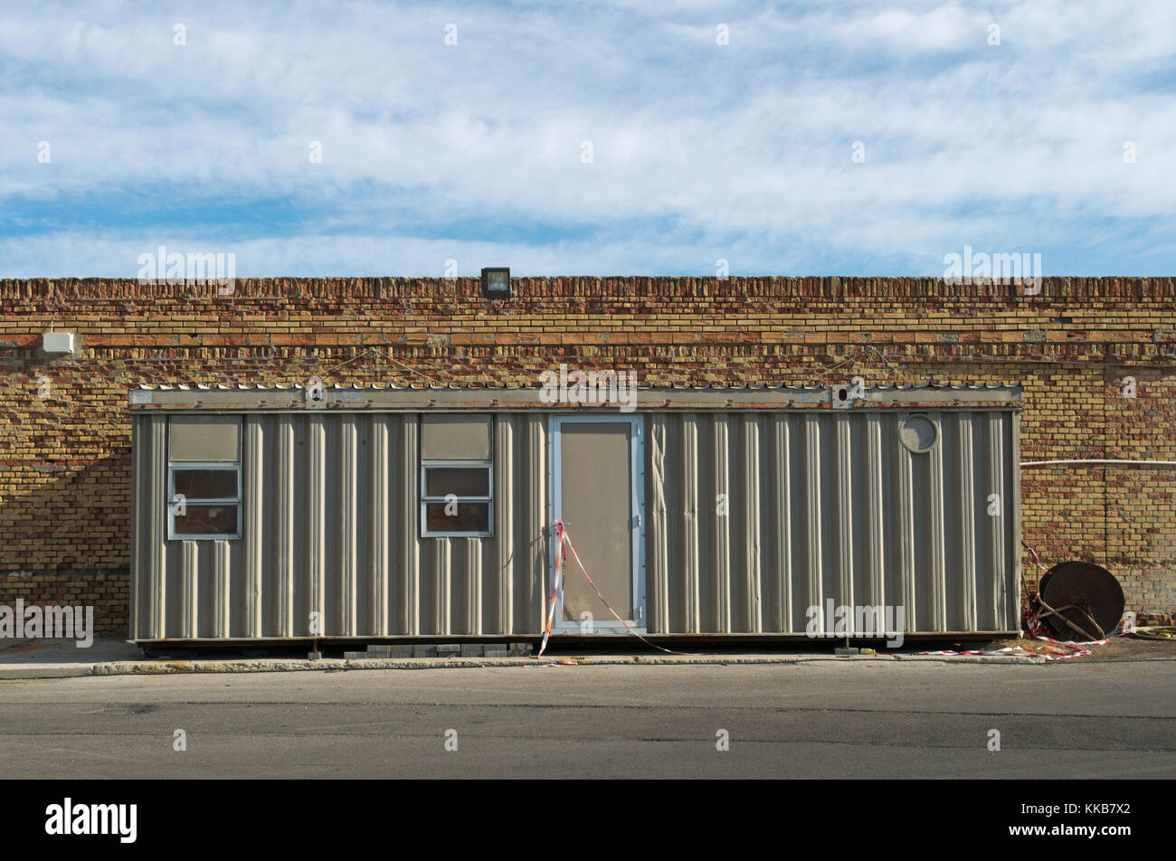 Yalangoch Jastin Biber butunlay yalangoch