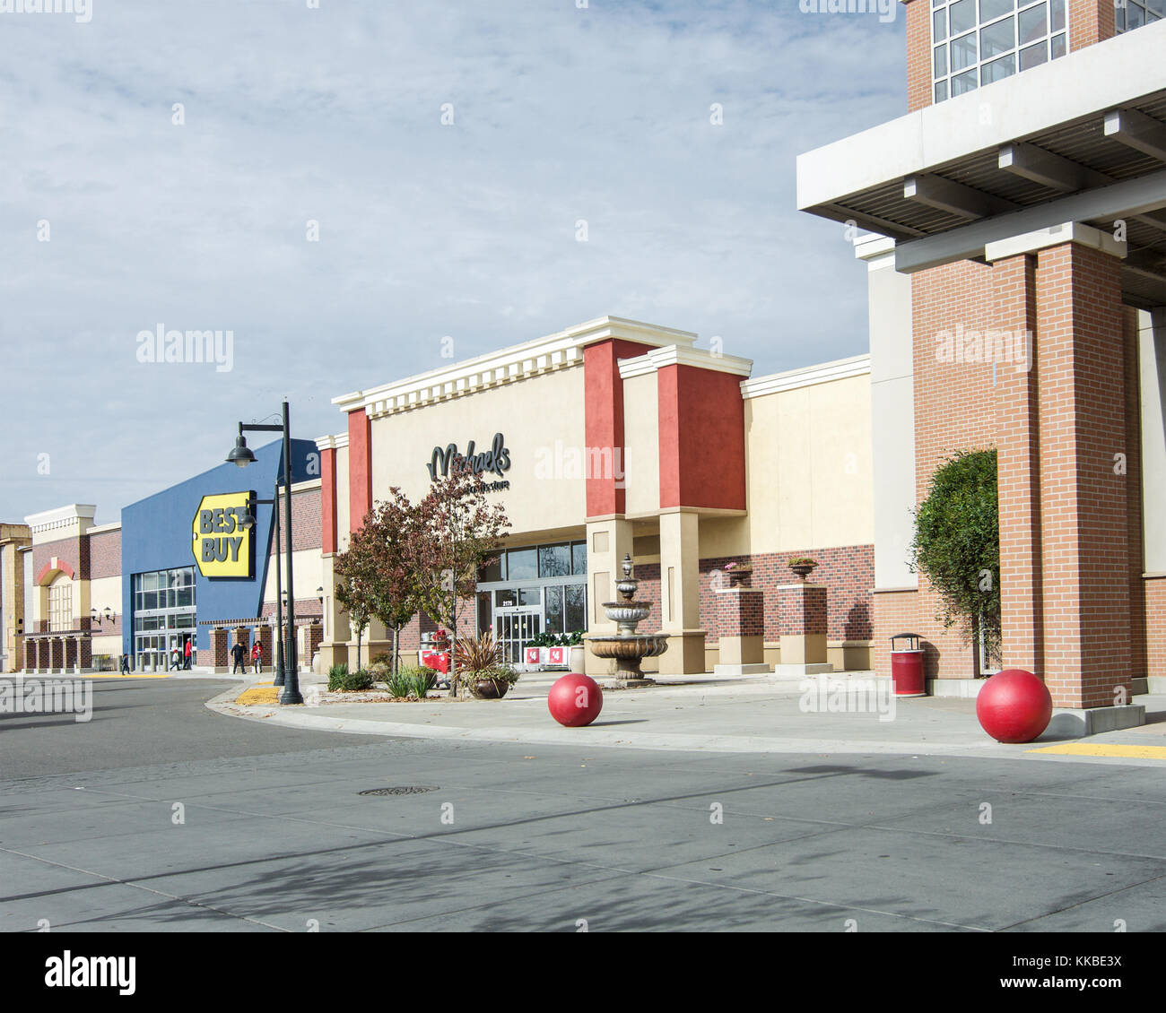 Overview of Woodland Gateway Shopping Center featuring Target, Michaels arts and crafts and Best Buy, California, USA Stock Photo