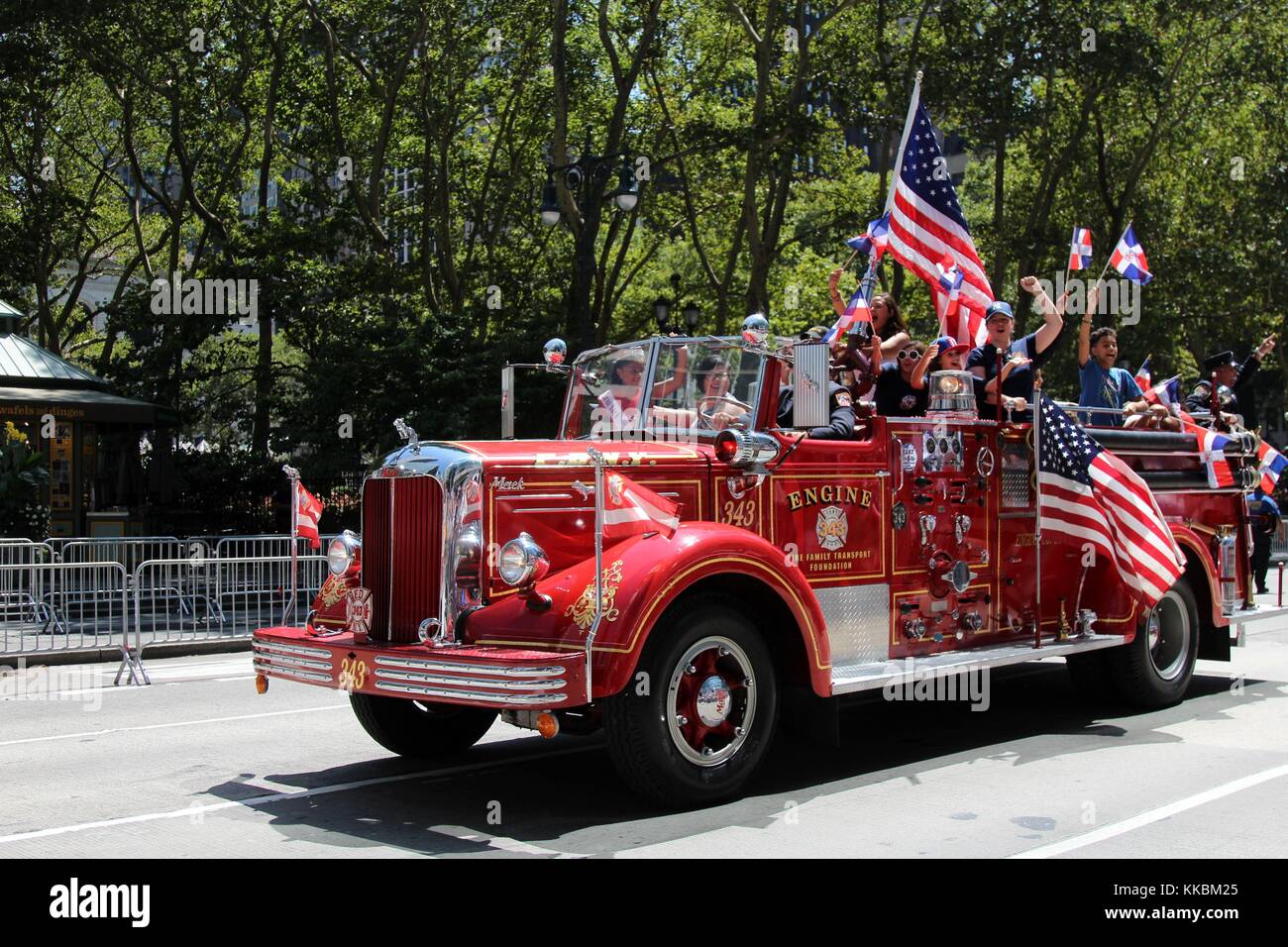New York First Responders On Parade Duty, New York USA Stock Photo - Alamy