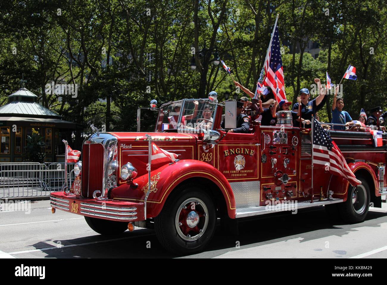 New York First Responders On Parade Duty, New York USA Stock Photo - Alamy