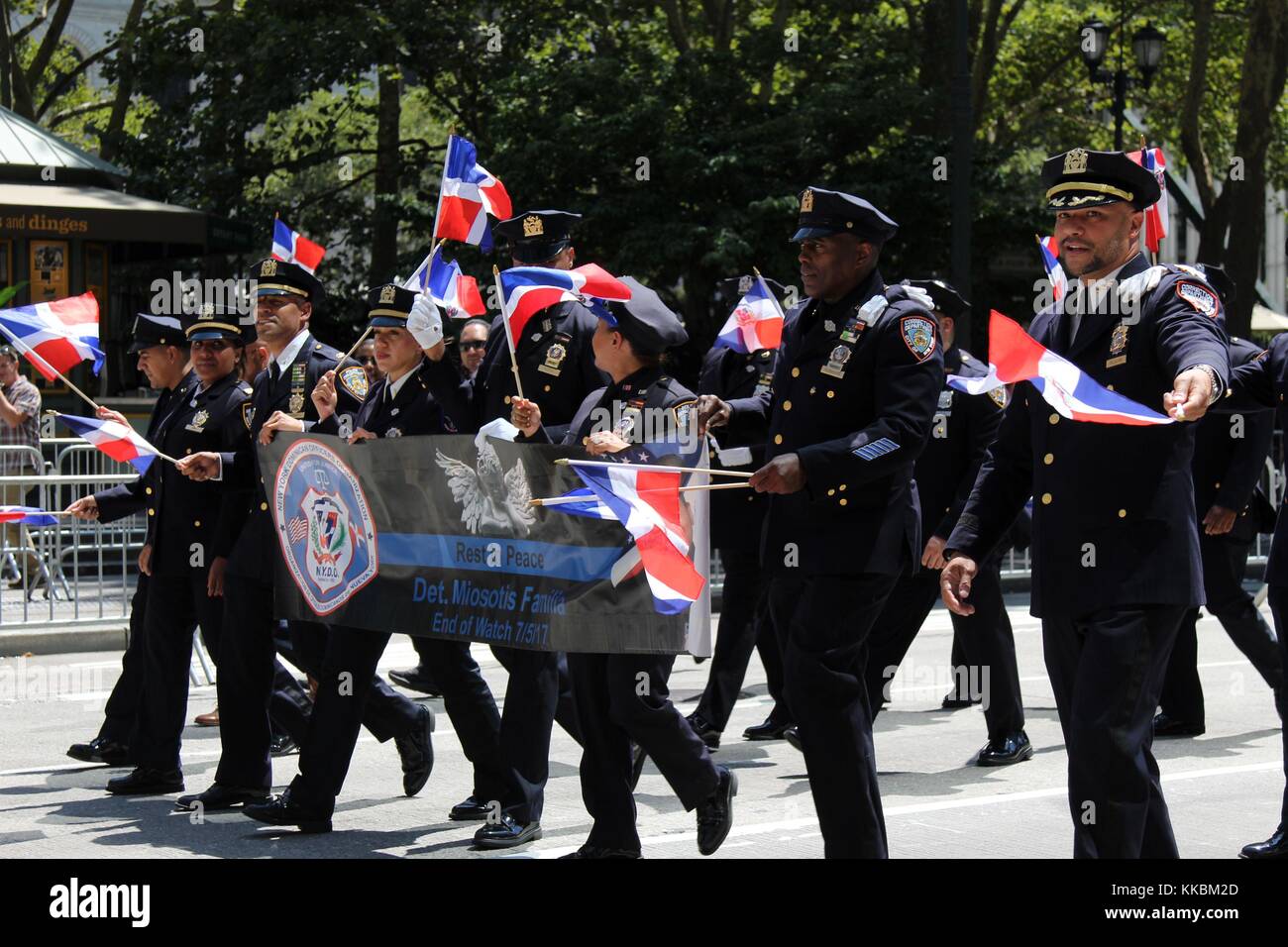 New York First Responders On Parade Duty, New York USA Stock Photo - Alamy