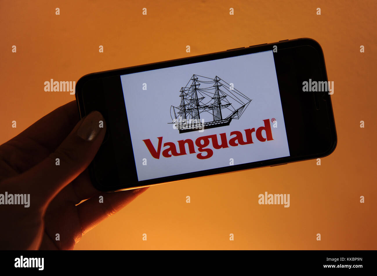 The Vanguard Group logo on an iphone Stock Photo