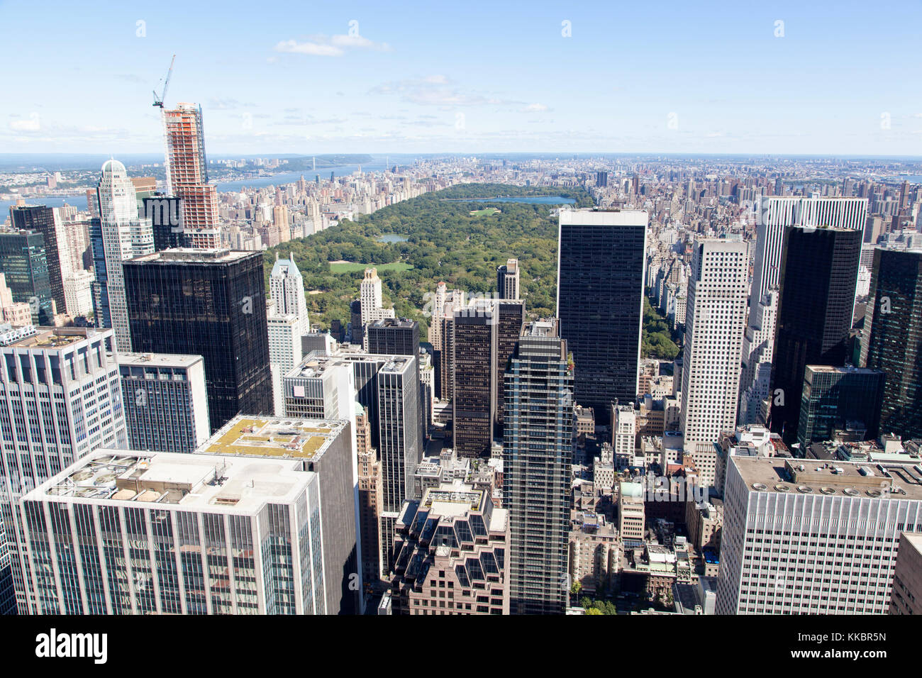 The aerial view of Manhattan Midtown skyscrapers and Central Park in a ...