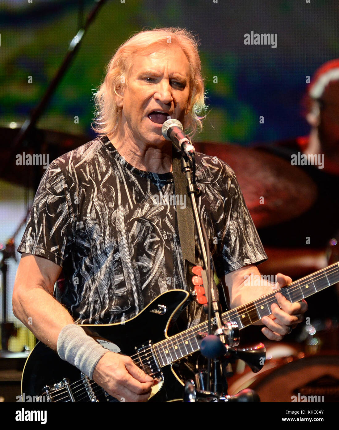 Joe walsh performs at the perfect vodka amphitheater hires stock