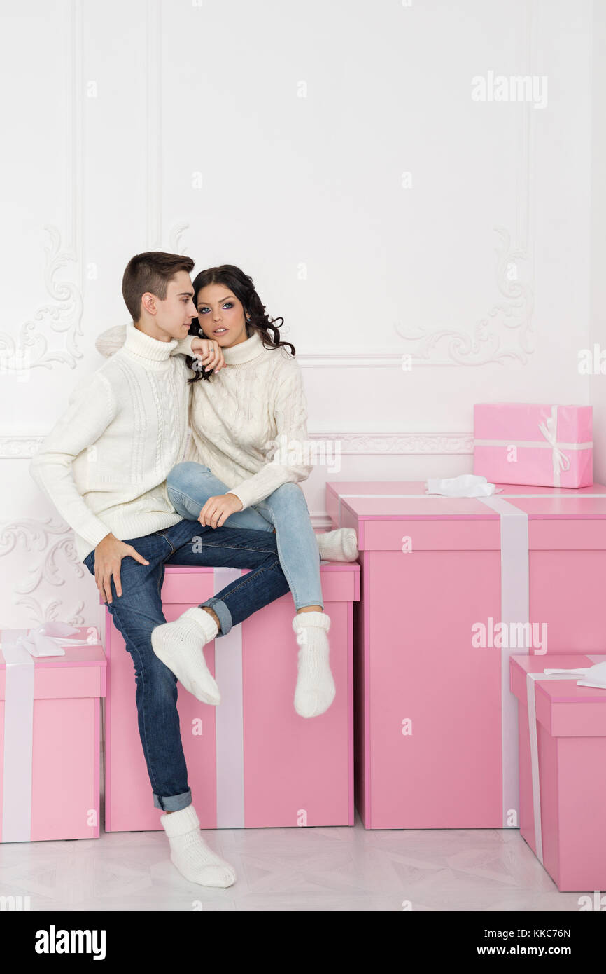 valentine's day gifts for teenage couples