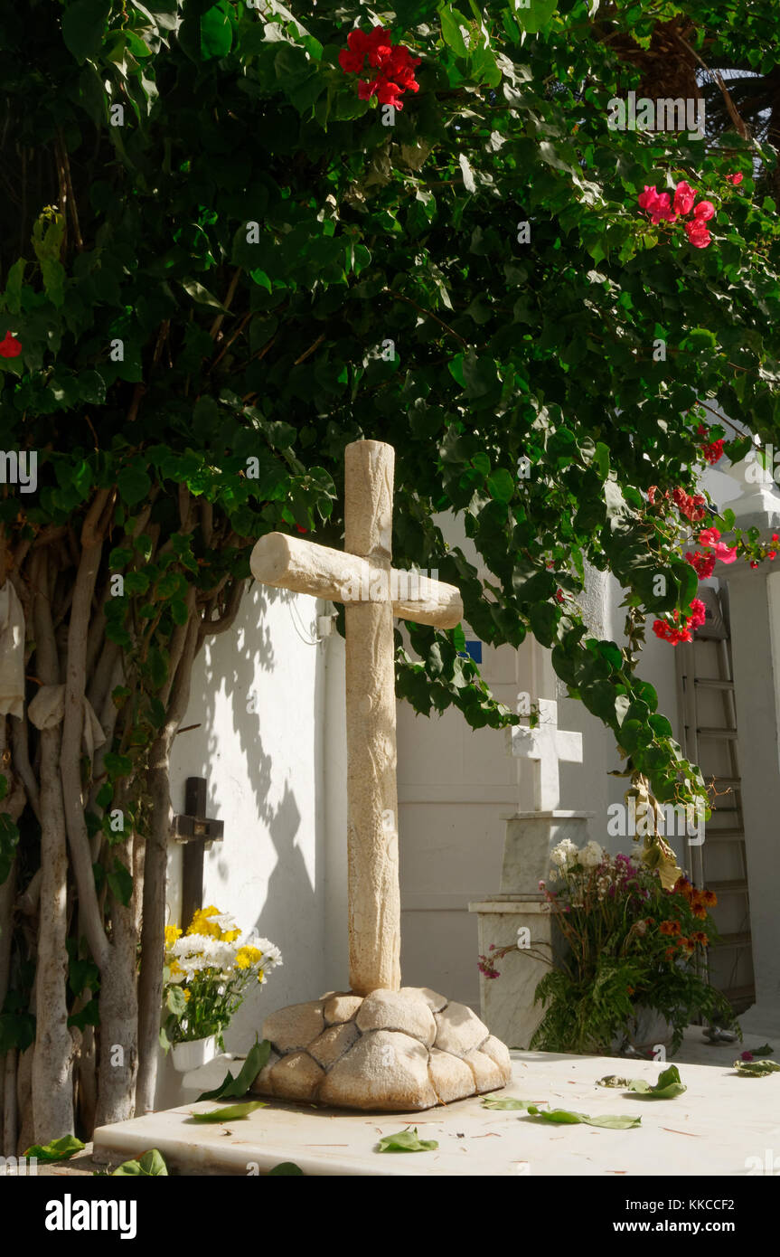 cross grave graves graveyard graveyards yard yards faith religion religions christian symbol  crosses Stock Photo
