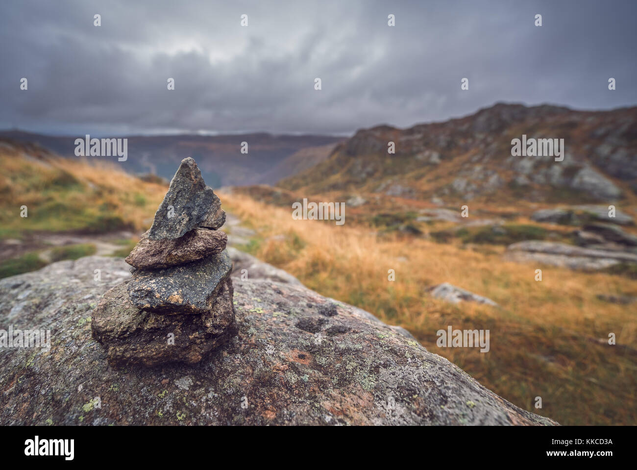 Pile of stones on a mountain top hi-res stock photography and images ...
