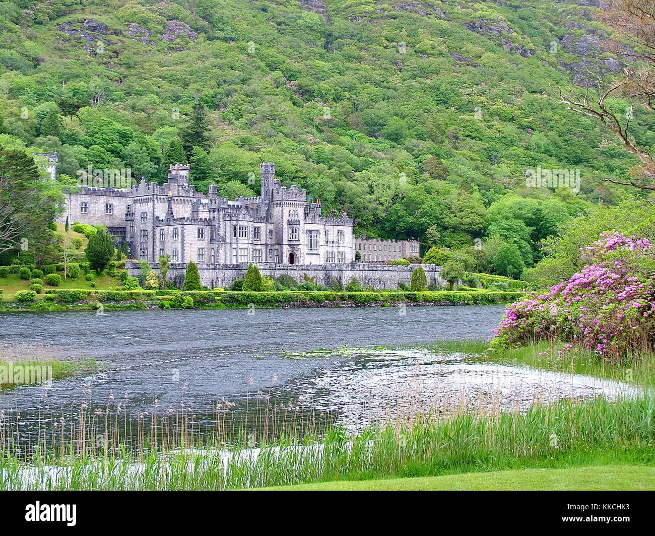 Kylemore Abbey, Connemara, Ireland Stock Photo Alamy