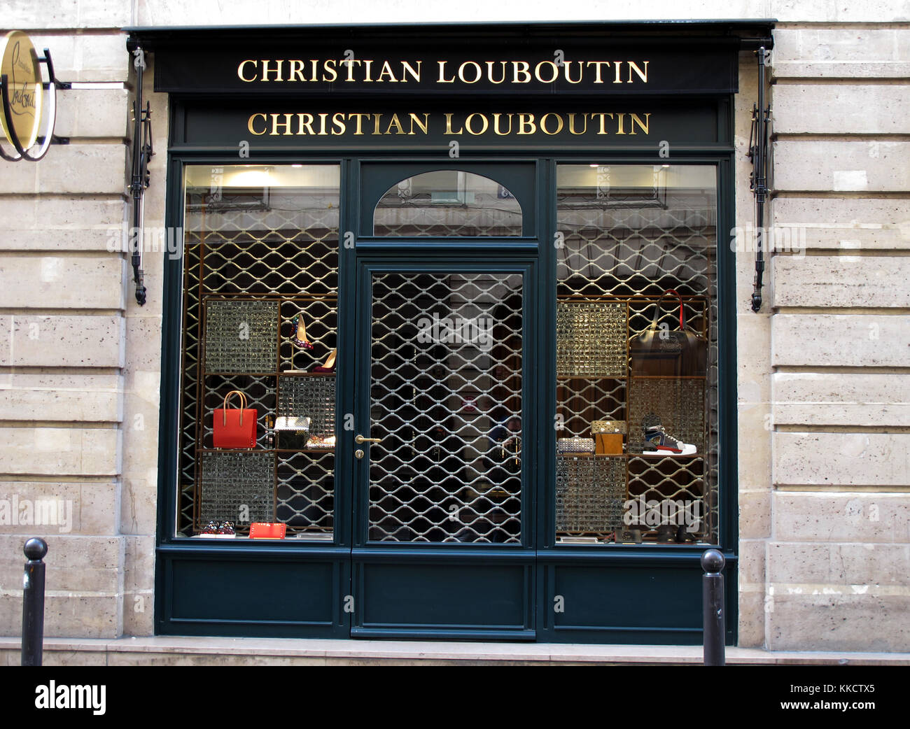 Sydøst dejligt at møde dig Lykkelig Christian Louboutin famous luxury shoe shop; Left bank; Paris, France,  Europe Stock Photo - Alamy