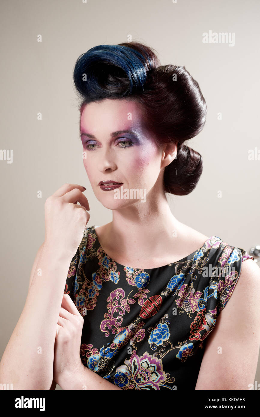 Feminine hairstyle hi-res stock photography and images - Alamy