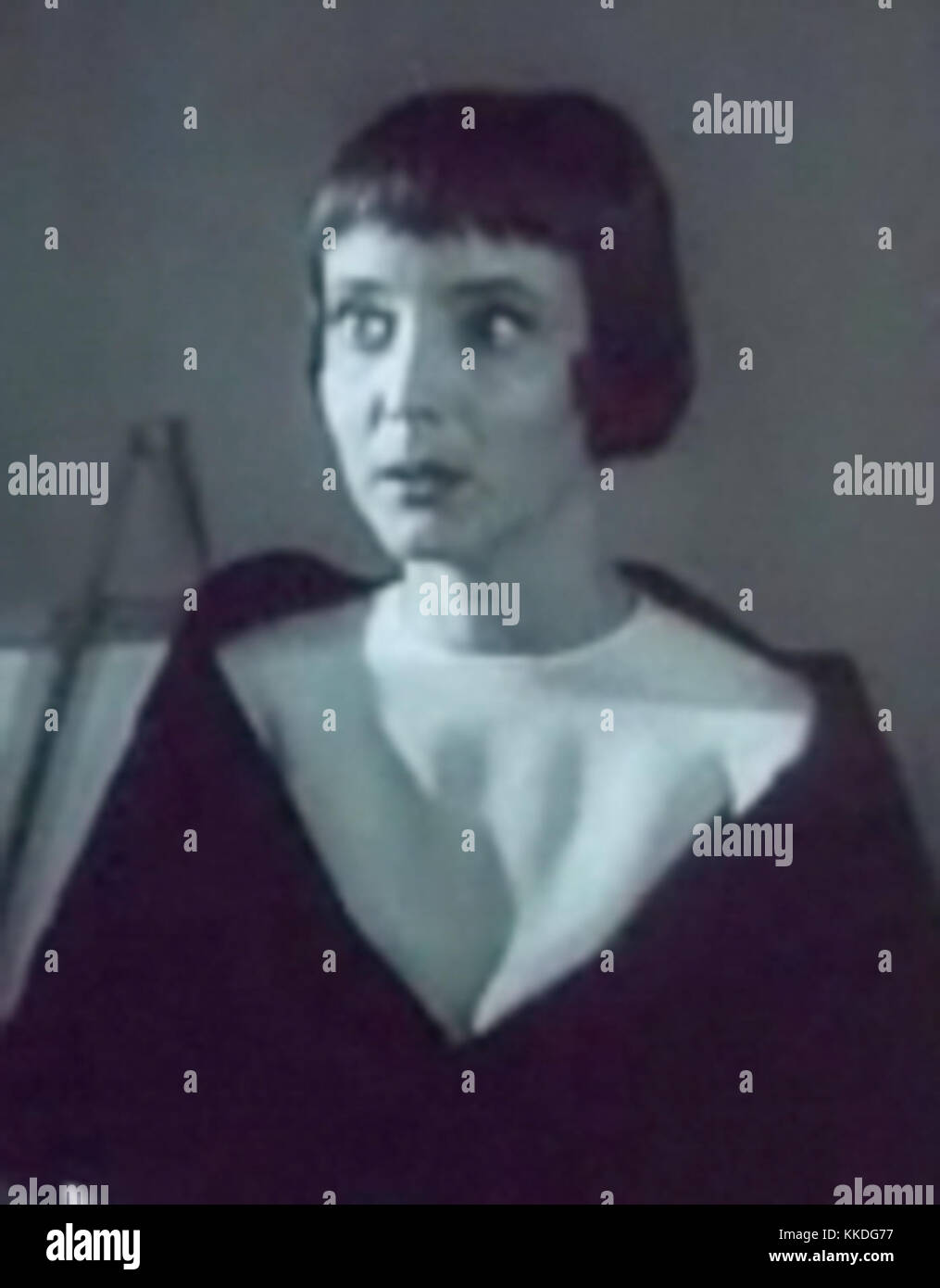 Carolyn Jones in The Man in the Net trailer Stock Photo