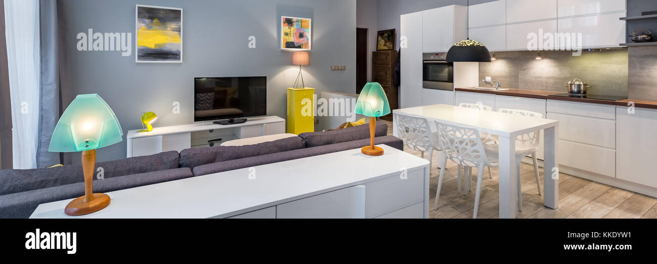 lamps on dresser