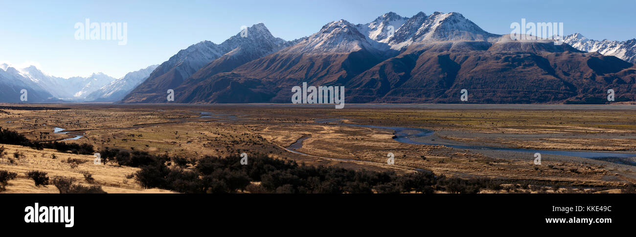 Parorama of the Tasman River flowing through the wide flat-bottomed Tasman Valley in the Southern Alps, South Island,  New Zealand Stock Photo