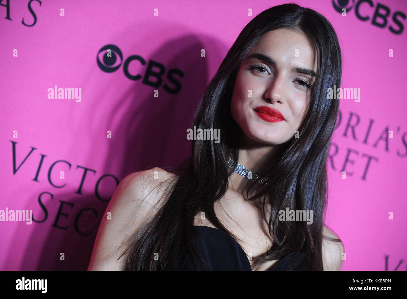 NEW YORK, NY - NOVEMBER 28: Blanca Padilla attends the 2017 Victoria's