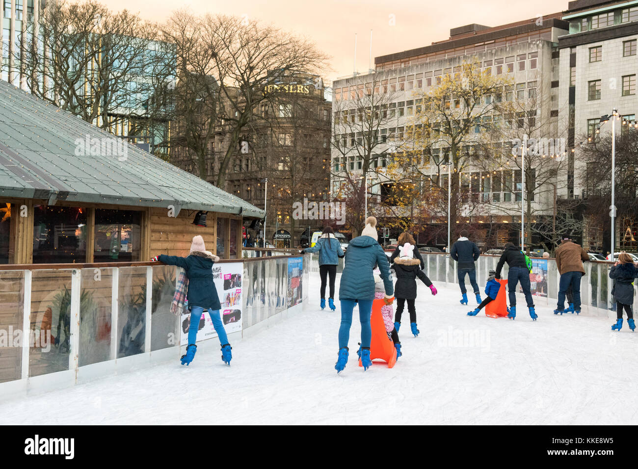 Edinburgh ice skating hires stock photography and images Alamy