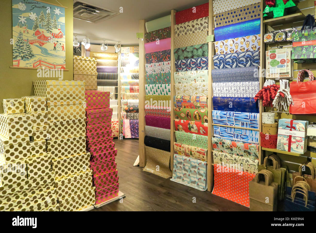 Display in Paper Source Store in Rockefeller Center, NYC, USA Stock